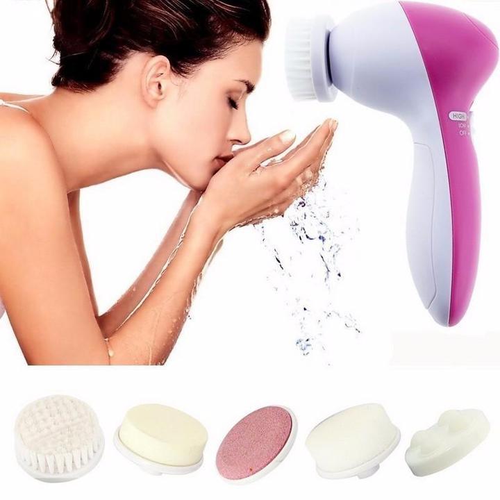 Electric Facial Cleansing Brush